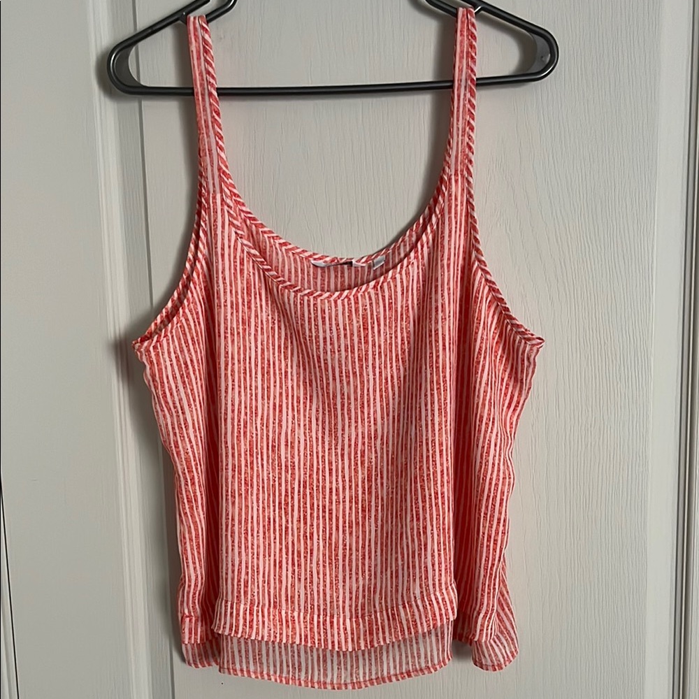 Reitmans- size large, pink and white striped crop tank top